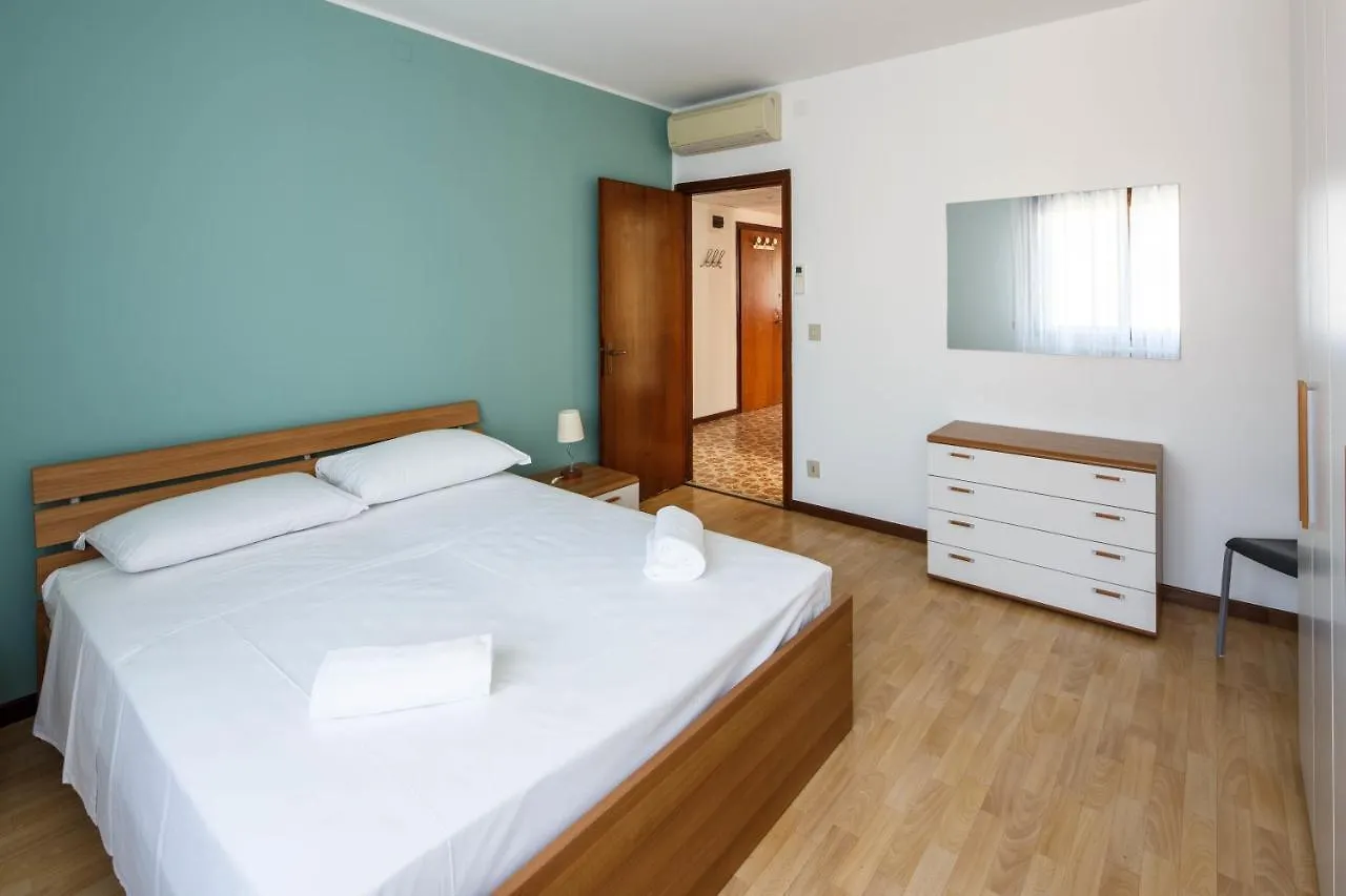 Apartment Appartamento Calmo 2Sx Lido di Venezia Italy